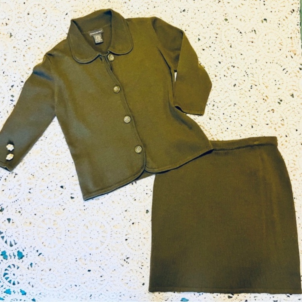 Banana Republic Black Label Cardigan & Mini Skirt Sweater Set Wool Blend Olive - Picture 14 of 14